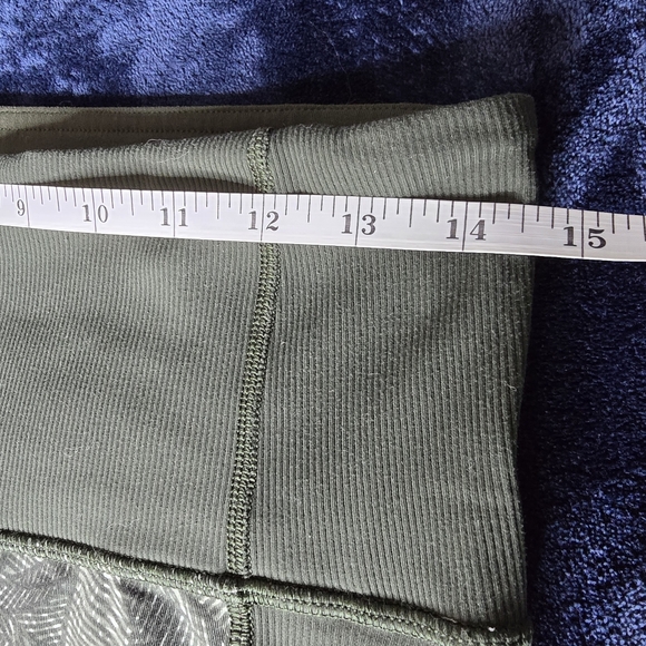 Lululemon High Times Pant Luxtreme Mesh Size 10 Jazzy White Gator Green / Gator - Picture 11 of 15